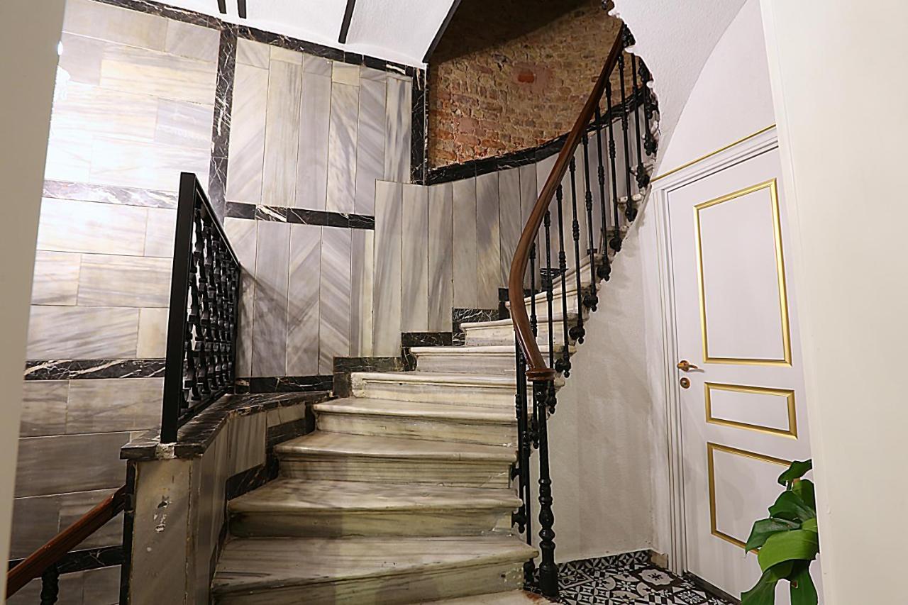 Istanbul Taksim Istiklal Street Kamil Hotel - Historical エクステリア 写真